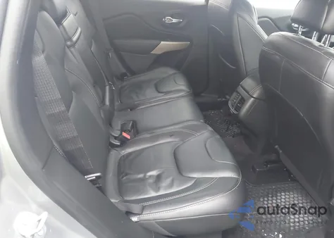 2017 Jeep Cherokee Latitude 4X4 из США, поврежденный, VIN 1C4PJMCS4HW575145